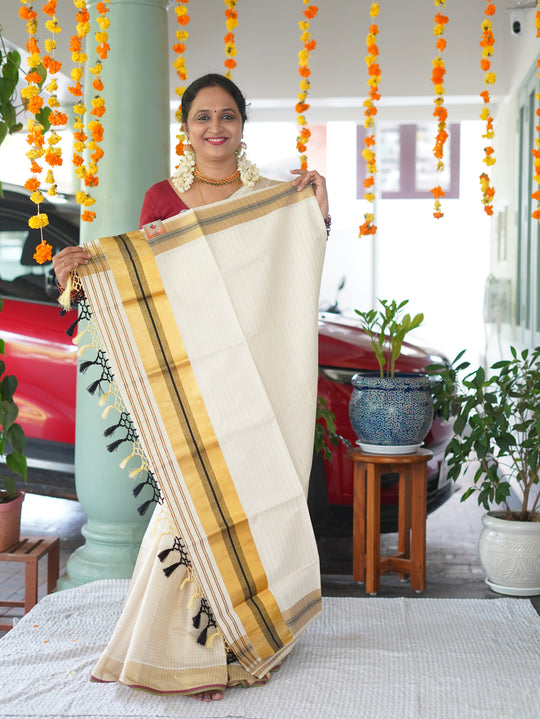 KERALA SAREE CODE:MB212